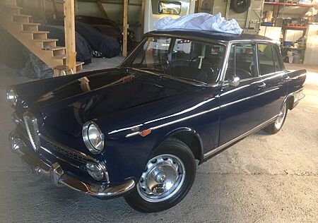 Alfa Romeo 2000 Serie 102