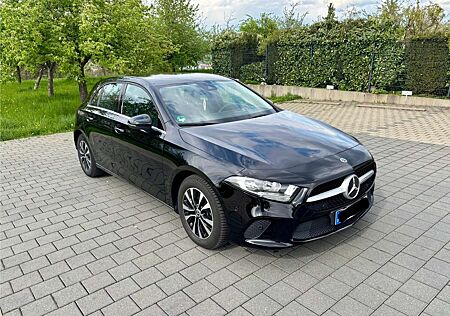 Mercedes-Benz A 180 d Advanced Progressive