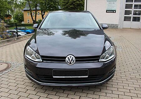 VW Golf Volkswagen VII Lim. Lounge BMT Standheizung,SHZ,Tempo.