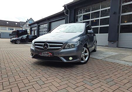 Mercedes-Benz B 180 B -Klasse 8- Fach 2. Hand Ahk