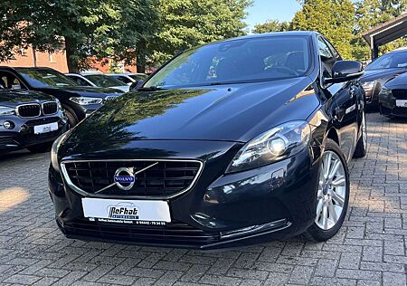 Volvo V40 Summum*LEDER*LED*DIGITAL*KEYLESS*130KW*