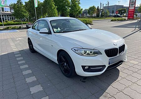 BMW 220 d Sport Line