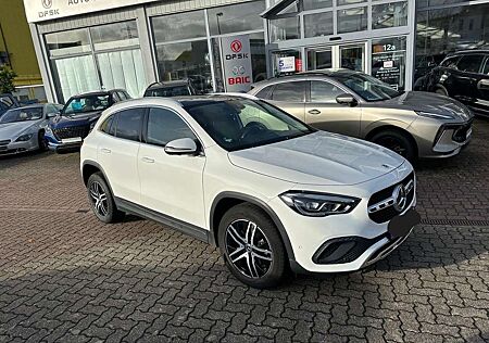 Mercedes-Benz GLA 200 *Automatik*wenig Kilometer*Top Zustand