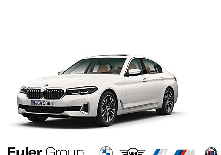 BMW 520 D A HUD AHK-klappbar AHK Navi Leder Digitales Cock
