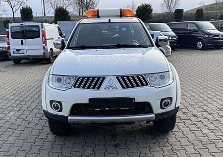 Mitsubishi L200 gebraucht kaufen Mitsubishi L200 Pick Up 4x4 DPF Intense Club Cab