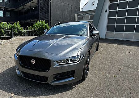 Jaguar XE R-Sport