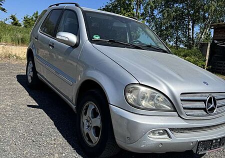 Mercedes-Benz ML 270 CDI Scheckheftgepflegt Originale Kilometer