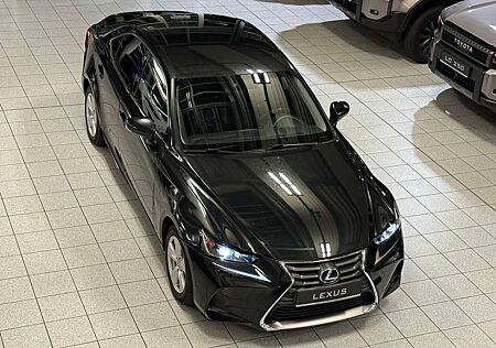 Lexus IS 300 H - LED - KAMERA - SITZH. - ALU - 6.690,-