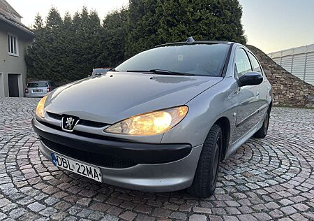 Peugeot 206 75 Automatik Premium