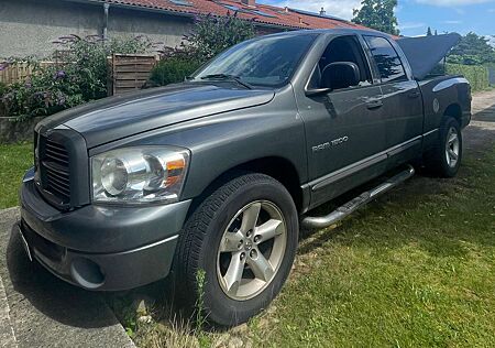 Dodge RAM 4,7 V8 Viele Teile Neu Tüv 06/27