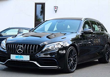 Mercedes-Benz C 63 AMG 1.HAND! AGA WIDE ASSIST+ 360° BURMESTER