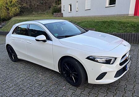 Mercedes-Benz A 180 Progressive