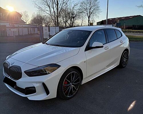 BMW 118 BMW 118i M-Sport H&K Soundsystem Adaptive LED