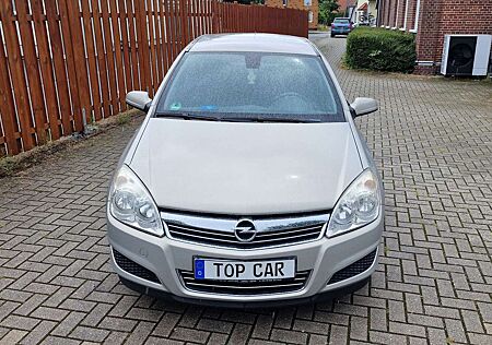 Opel Astra Edition