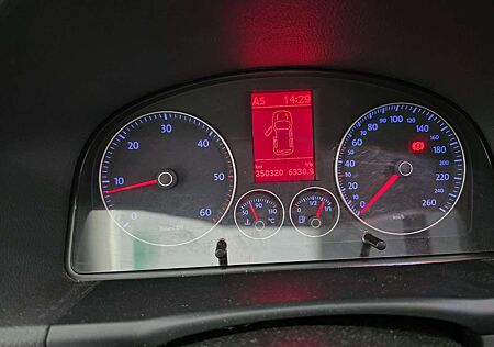 VW Touran Volkswagen 2.0 TDI DPF Highline