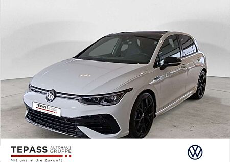 VW Golf R Volkswagen VIII 2.0l TSI Performance AKRA PANO BLACK