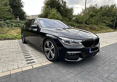 BMW 750d 750 xDrive - lückenlos gepflegt