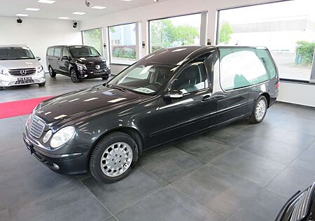 Mercedes-Benz E 270 Kuhlmann Cars Bestattungswagen / Leichenwagen