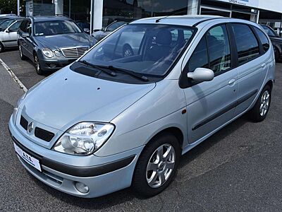 Renault Scenic Scenic 1.6 *KLIMA*TEILLEDER*AHK*RENTNERFAHRZEUG