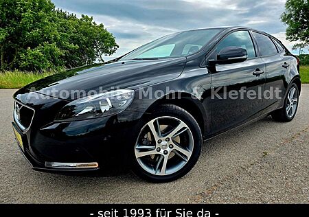 Volvo V40 T2 Kinetic*NAVI*SHZ*FSH*BLUETOOTH*GRA*PDC*