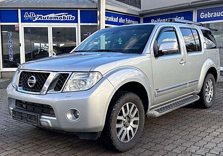 Nissan Pathfinder 3.0 dCi LE/Kamera/7-Sitzer/4x4