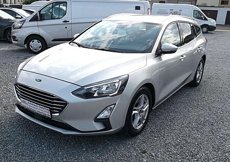 Ford Focus Turnier 1.0 C&C ACC LED Key-Free Elektr. Heckklapp