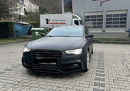 Audi A5 3.0 TDI DPF (clean diesel) quattro S tronic