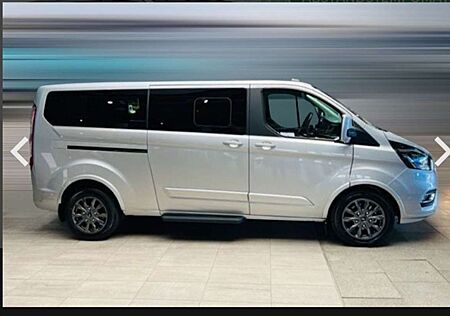 Ford Transit Custom 320 L2 Tourneo Titanium X