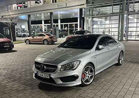 Mercedes-Benz CLA 45 AMG Performance AGA, Panorama, CarPlay