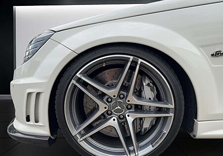 Mercedes-Benz C 63 AMG Wertgutachten/Historie/Car-Play/Akropovic