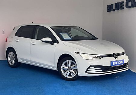VW Golf Volkswagen VIII 2,0 DSG/Life/NAV/LED/ACC/AppleCarPlay