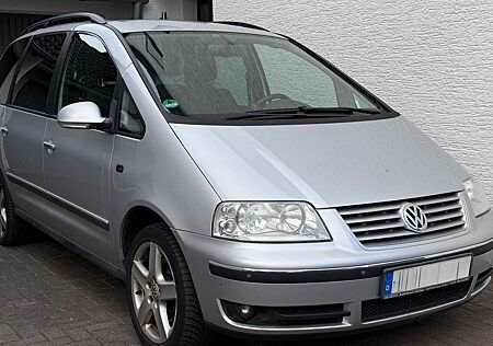 VW Sharan Volkswagen 2.0 TDI DPF United