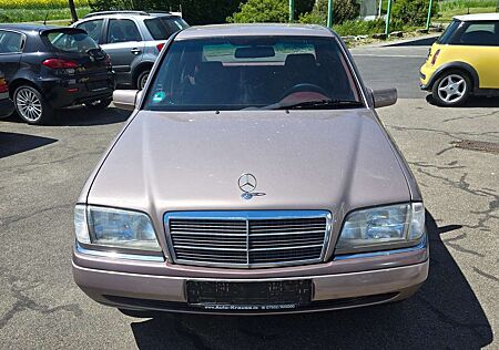 Mercedes-Benz C 180 Elegance Topzustand Tüv neu