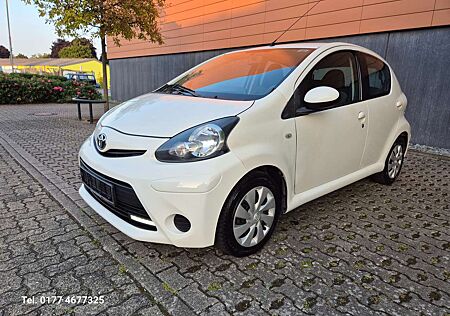 Toyota Aygo Cool Go 3.Hand-Klima-Navi-Tüv 02/27