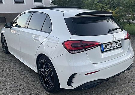 Mercedes-Benz A 200 AMG Line; Night Paket; TÜV und Service neu