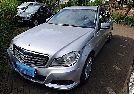 Mercedes-Benz C 200 T CDI DPF (BlueEFFICIENCY)