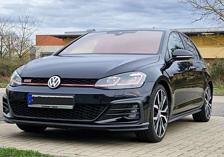 VW Golf GTI Volkswagen Golf 2.0 TSI OPF DSG GTI