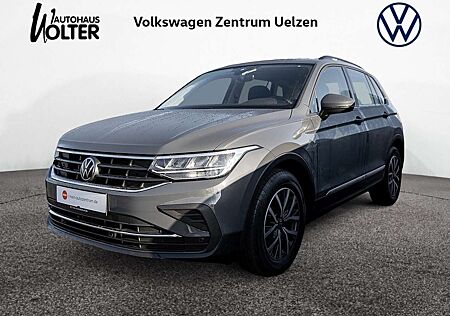 VW Tiguan Volkswagen 2.0 TDI Life DSG AHK KAM NAVI PDC LED