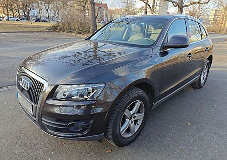 Audi Q5 S-Tronic, Scheckheftgepflegt - 8 Fach Bereifung