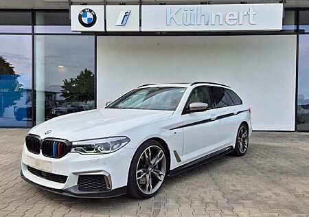 BMW M550 d xDrive Touring PanoSD Laser Aktivlkg. Sthzg.
