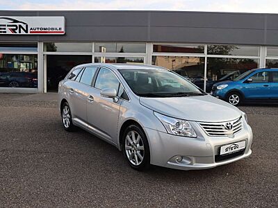 Toyota Avensis Kombi Sol - SCHECKHEFTGEPFLEGT -