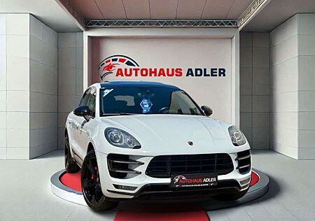 Porsche Macan Turbo SPORT-CHRONO*CARBON*PANOR*KAMER*PDLS