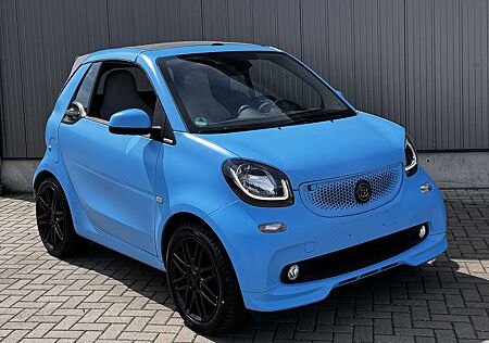 Smart ForTwo cabrio Brabus 1 Of 200 Aston Martin Blue