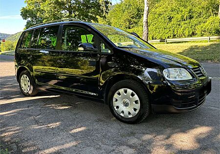 VW Touran Volkswagen 1.4/Neu TÜV/2Hand/Neu Bereifung/Neu Bremse