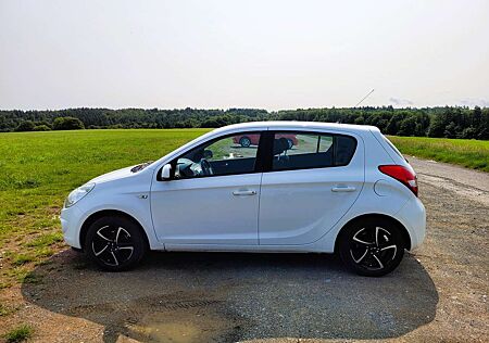 Hyundai i20 1.2 FIFA WM Edition
