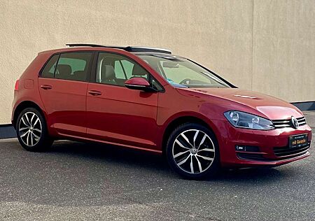 VW Golf Volkswagen VII Lim. Cup BMT AUTOMATIK PANO PDC 2.HD TE