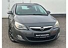 Opel Astra J Lim. 5-trg. Cosmo