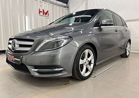 Mercedes-Benz B 200 Sport Paket/Navi/Bi-Xenon/GRA/SHZ/Park-Ass