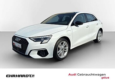 Audi A3 Sportback 40 TFSI e S tronic S line PANO*MATRIX...