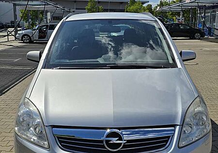 Opel Zafira 1.8 Edition